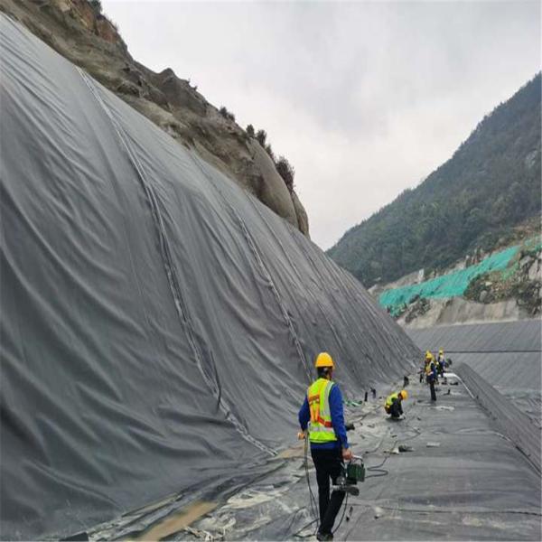 0.75mm 1.0mm HDPE Geomembrane Pond Liner for Biofloc Tank Customizable and Waterproof