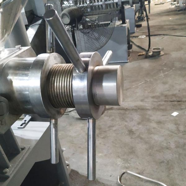 18.5kw Power Screw Oil Press Machine 280kg/H Hot Press With CE Certificate