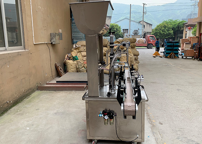 China Nutella Jam Ketchup Automatic Filling Machine / Bbq Sauce Bottling Equipment wholesale