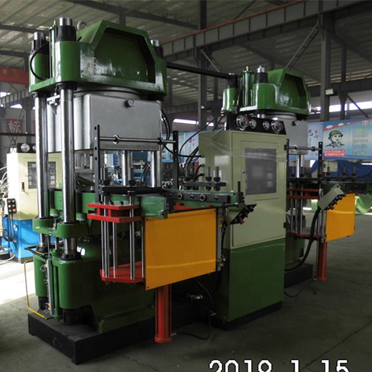 2.2 kW Power Oil Heating Rubber Mat Vulcanizing Machine Hydraulic Press for Rubber Vulcanization