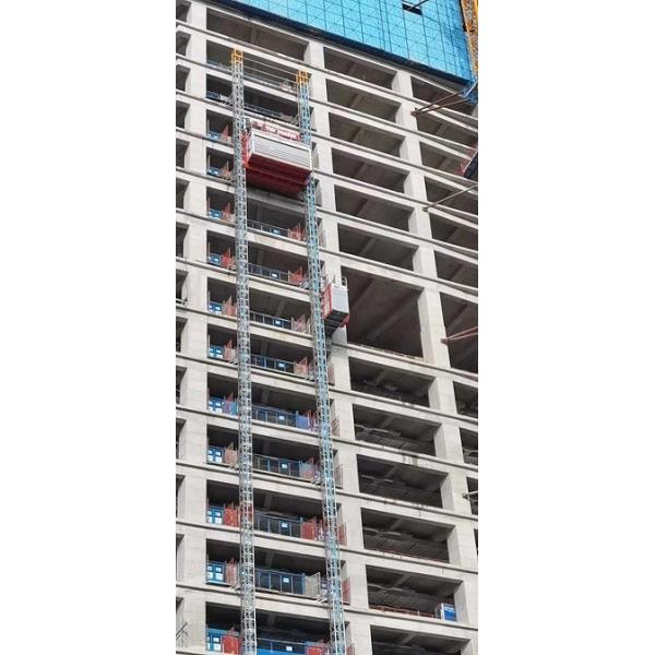 SCE400G Passenger Material Hoist , with double mast section and electrical rolling door For Construction