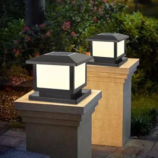 Intelligent Solar Pillar Light 138LM 800LM Solar Gate Pillar Lights Square