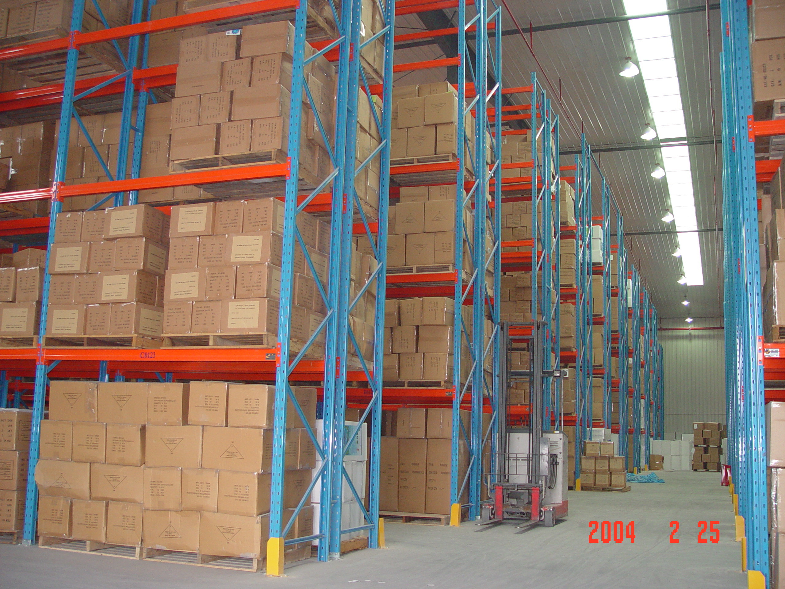 China Standard or Customized Drive In Pallet Racking 1000kg/level wholesale