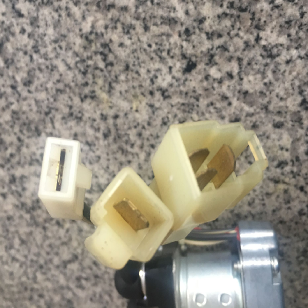 24V Safety Isuzu Fuse Relay Box 1825530391 Automotive Starter Relay