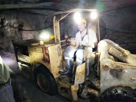 Compact LHD Underground Loader DRWJ-0.6 Underground Mining Loader