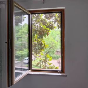 China DIY Aluminum Frame Roller Retractable Screen Window Durable And Adjustable wholesale
