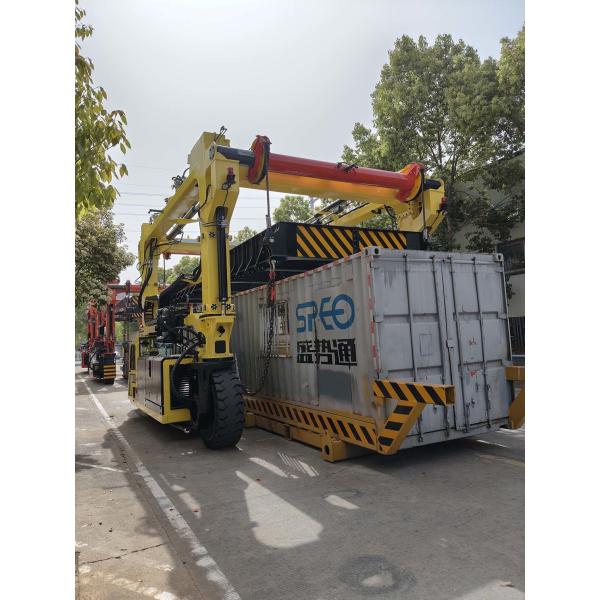 SPEO Straddle Carrier Heavy-Duty Handling for Oversized Cargo