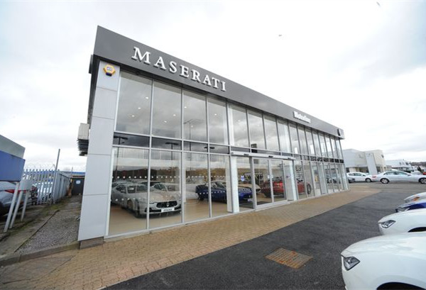 Span 36.6m Car Showroom Construction Q235B Automotive Dealership Construction