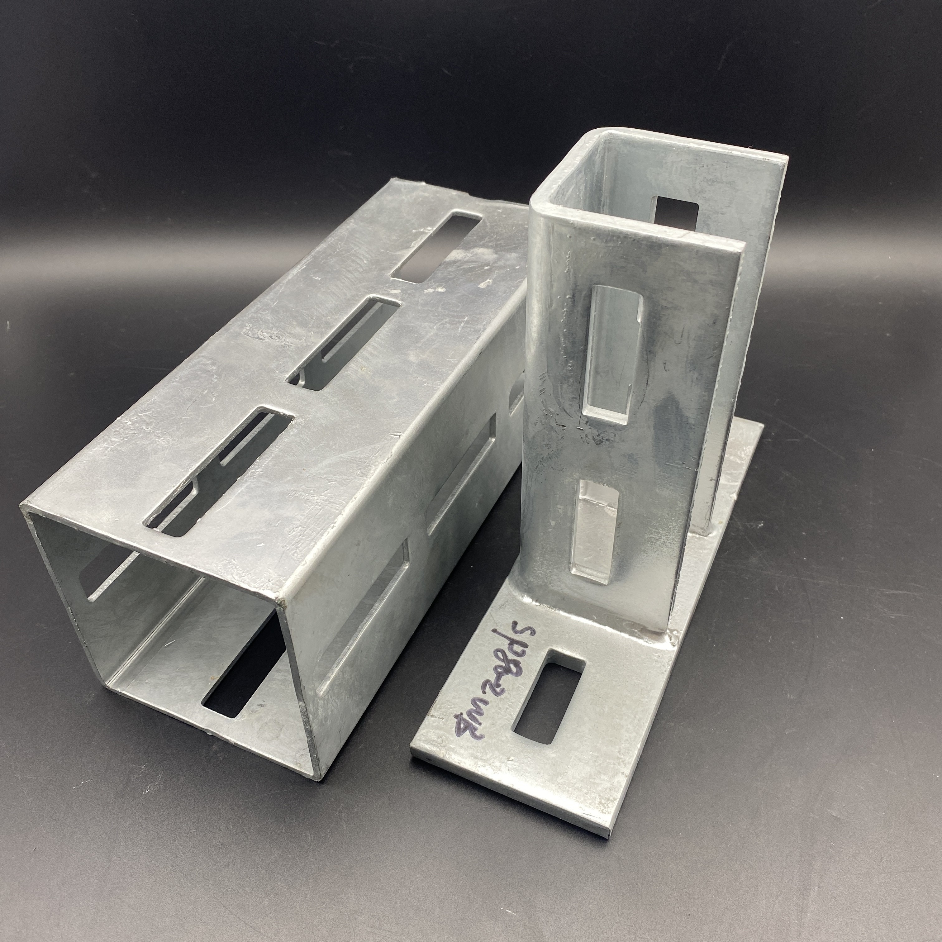 China Customized Modular Steel 120x100x4mm Square Channel wholesale