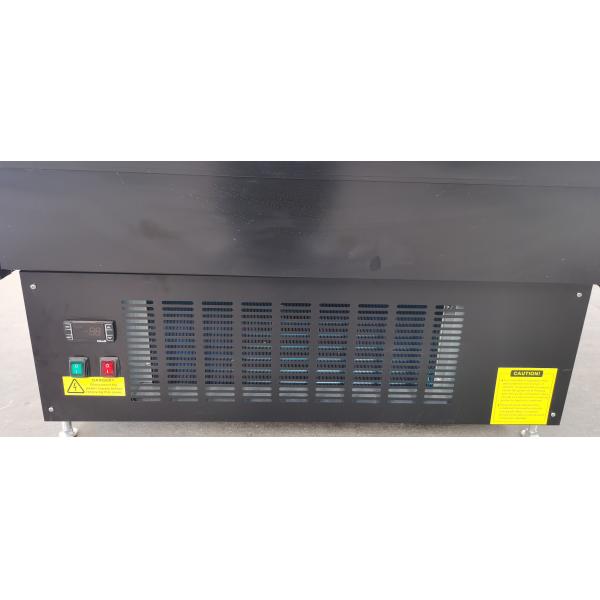 SEMI Vertical Refrigerated Square Grab And Go Display Cooler R404a