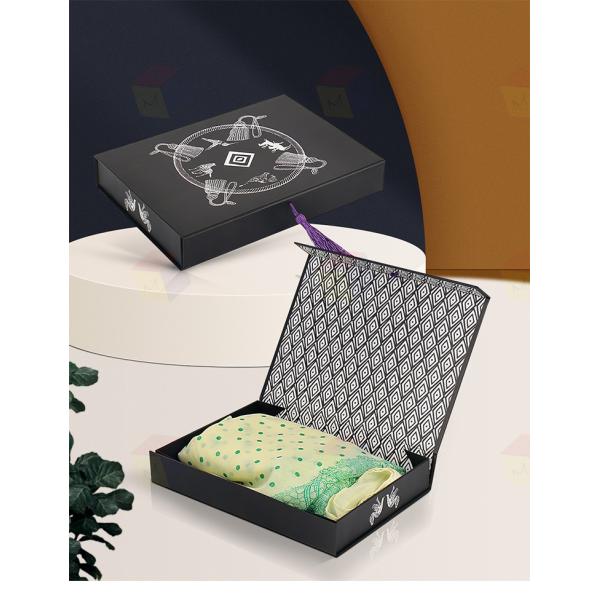 Eco Friendly Custom Logo Hard Cardboard Gift Scarf Packaging Box Magnetic Folding Design