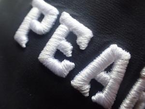 China 100% Cotton Fashional Custom Embroidered Patches For Clothes / Luggage wholesale