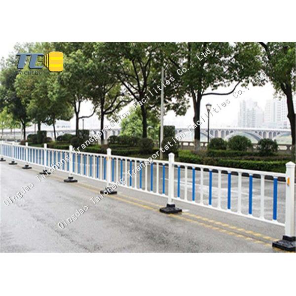 Out Door Bolted Connected Steel Plastic White Fence Municipal Highway Galvanized Build