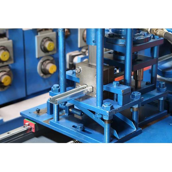 Easy Operate Metal Stud And Track Roll Forming Machine For Multi Profiles 30-40m/Min