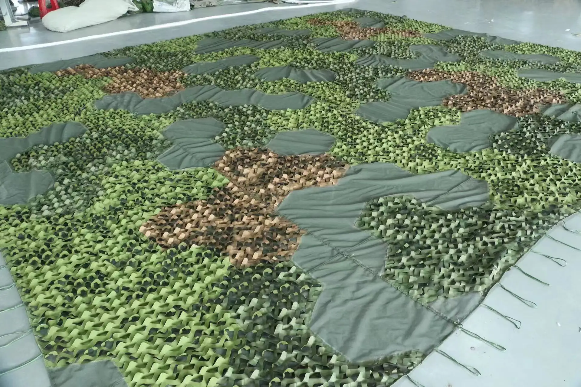 Custom Made Hunting Netting Mesh Hidden Camouflage Woodland Training NetsAnti Infrared Camouflage Net Military