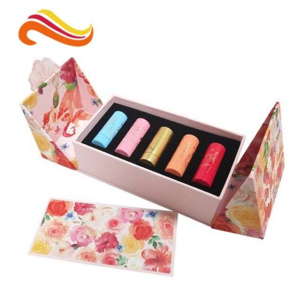 Luxury Cosmetic Packaging Boxes CMYK Offset Printing With Magnetic Closure