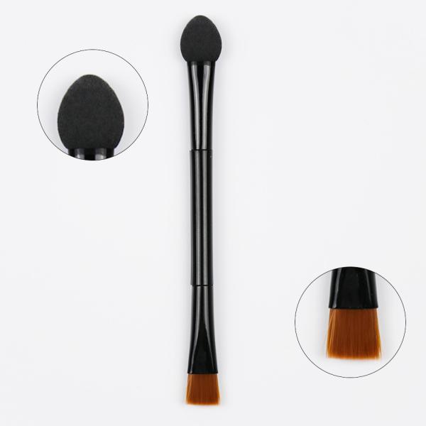 Mini Makeup Kit Eyeshadow Makeup Brushes With One Sponge Head Plastic Handle