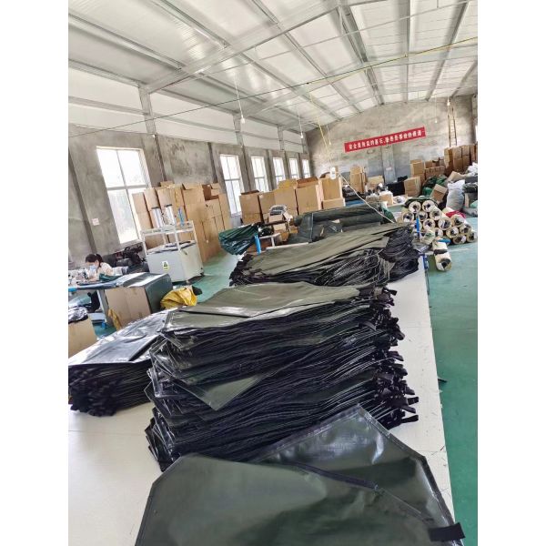 75L Capacity Tree Watering Bag with Automatic Drip Irrigation Control and Watering