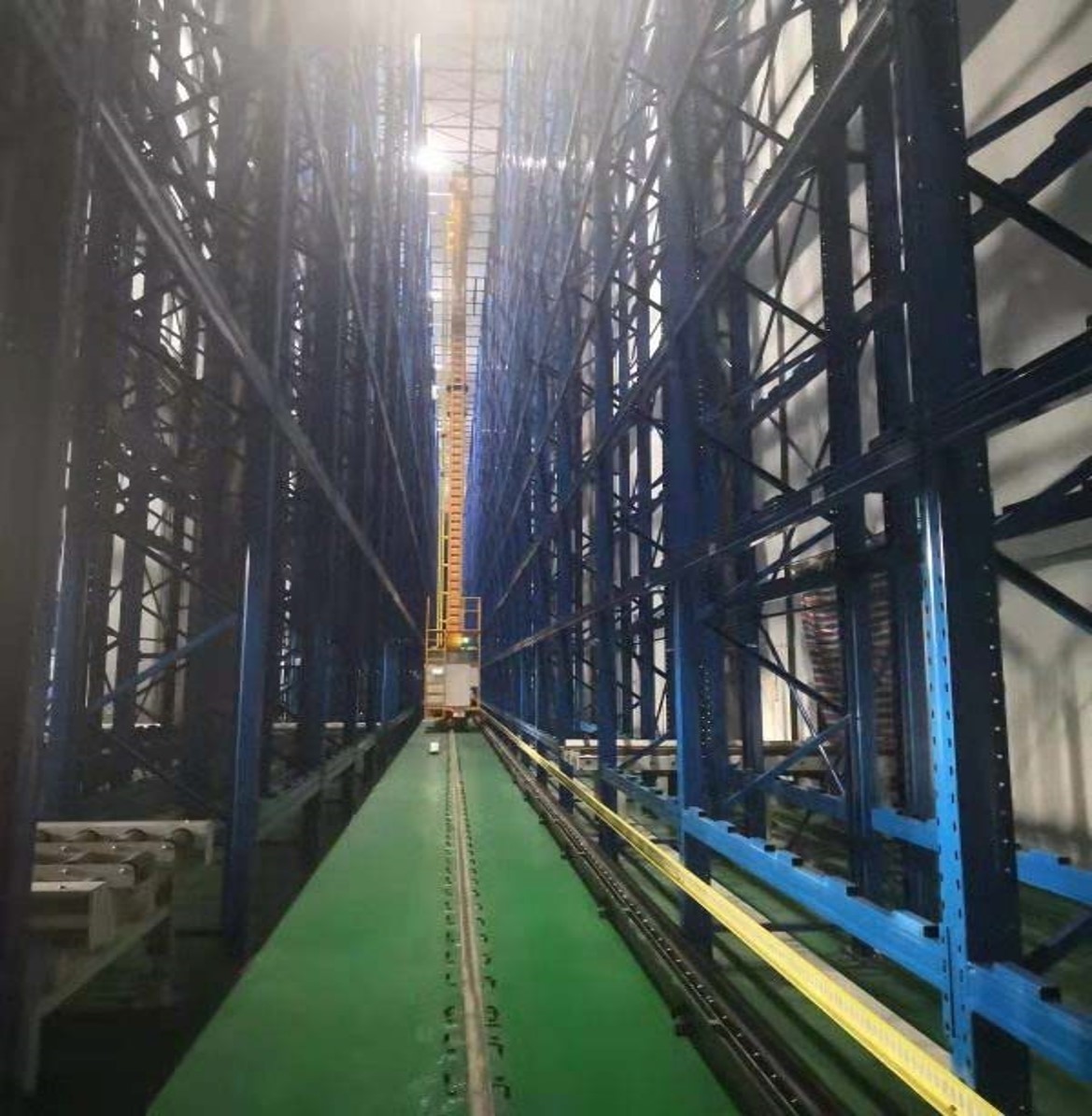 China 6 Aisles Automated Material Handling System Pharmaceuticals Industry wholesale