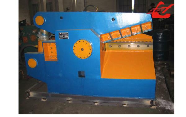 Space Saving Hydraulic Scrap Shear Machine Compact Metal Cutting Wanshida Metal