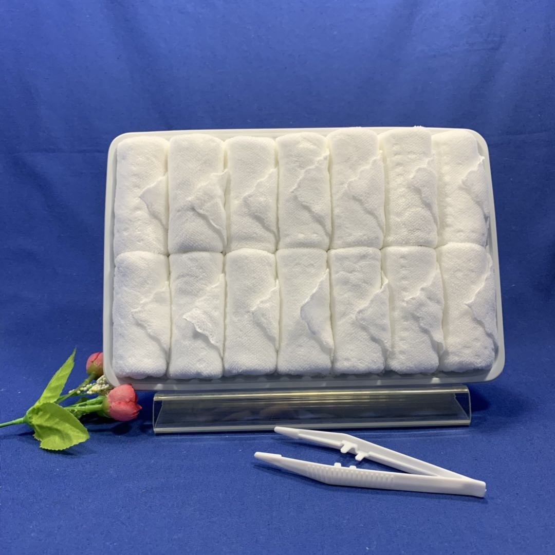 China Single Use 100% Polyester Microfiber Hand Towel on sale