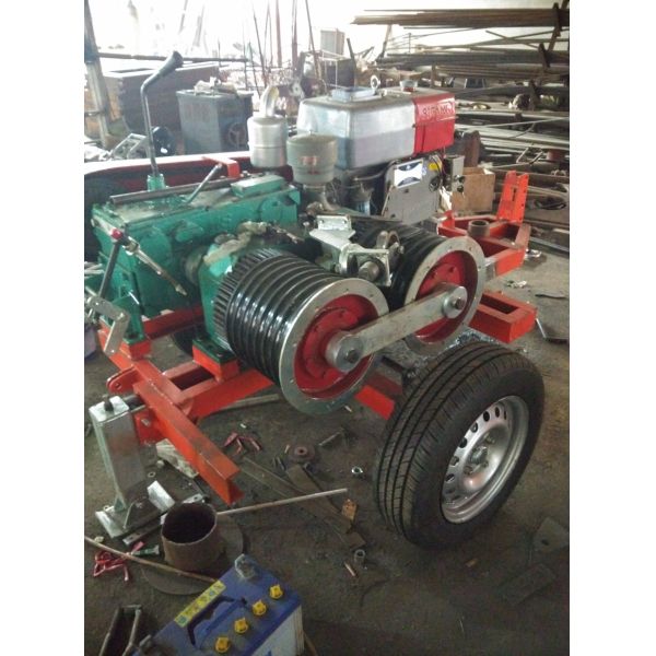 Construction Tools Cable Winch Puller Gasoline Engine , Diesel Engine