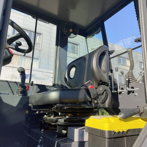 Bl35-12 1.2ton Loader Machine High Quality Agricultural Excavator Backhoe Wheel Loader