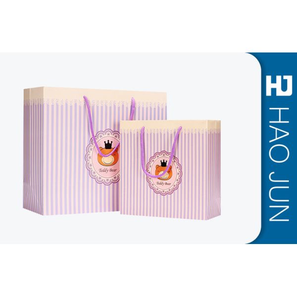 Custom Cardboard Shopping Bags / Custom Printed Paper Carrier Bags For Clothing Packaging