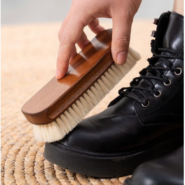 Wool Solid Wood Premium Beech Shoe Brush Polishing and Polishing Leather Shoes Care Multi-functional Brush