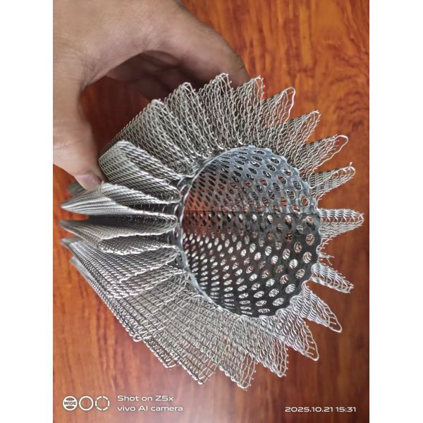 pleated screen filter element