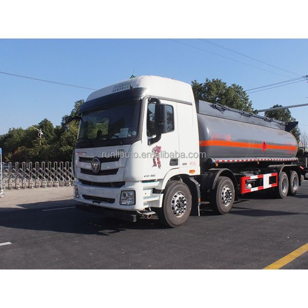 FOTON AUMAN 8x4 24.68cbm Chemical Tank Truck For Flammable Fluid Methanol Ethanol