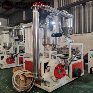 China LDPE LLDPE Rotomoulding Plastic Pulverizer With SKD-11 Disc Blades wholesale