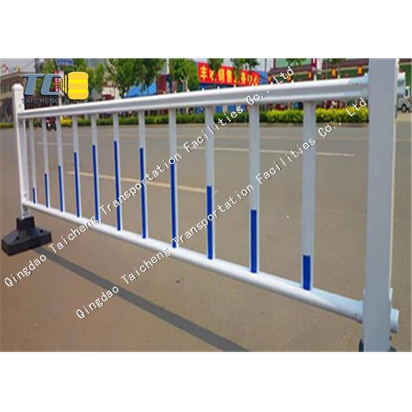 Out Door Bolted Connected Steel Plastic White Fence Municipal Highway Galvanized Build