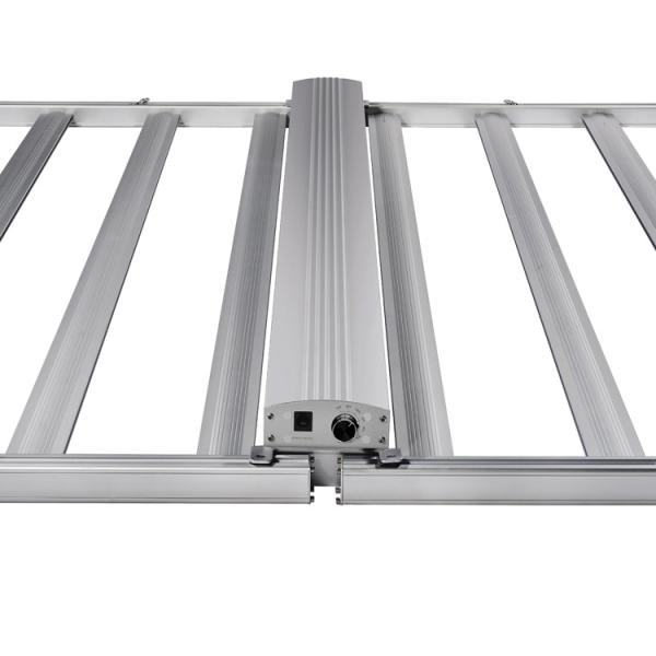 2.7umol/J 1696 Pcs Full Spectrum LED Grow Lights