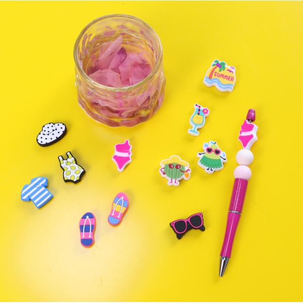 Wholesale low MOQ Cheap different shape many colors for options silicone blank dog tag name ID tag