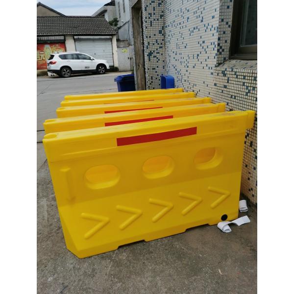 Rotational Molding Products Road Barrier 1350x750mm 3 Holes
