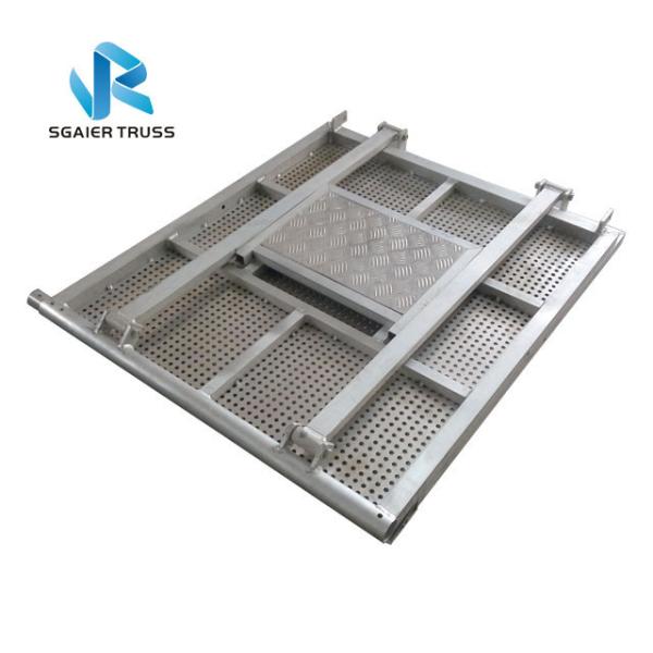 Outdoor Temporary Construction Fence , Festivals Retractable Security Bollards