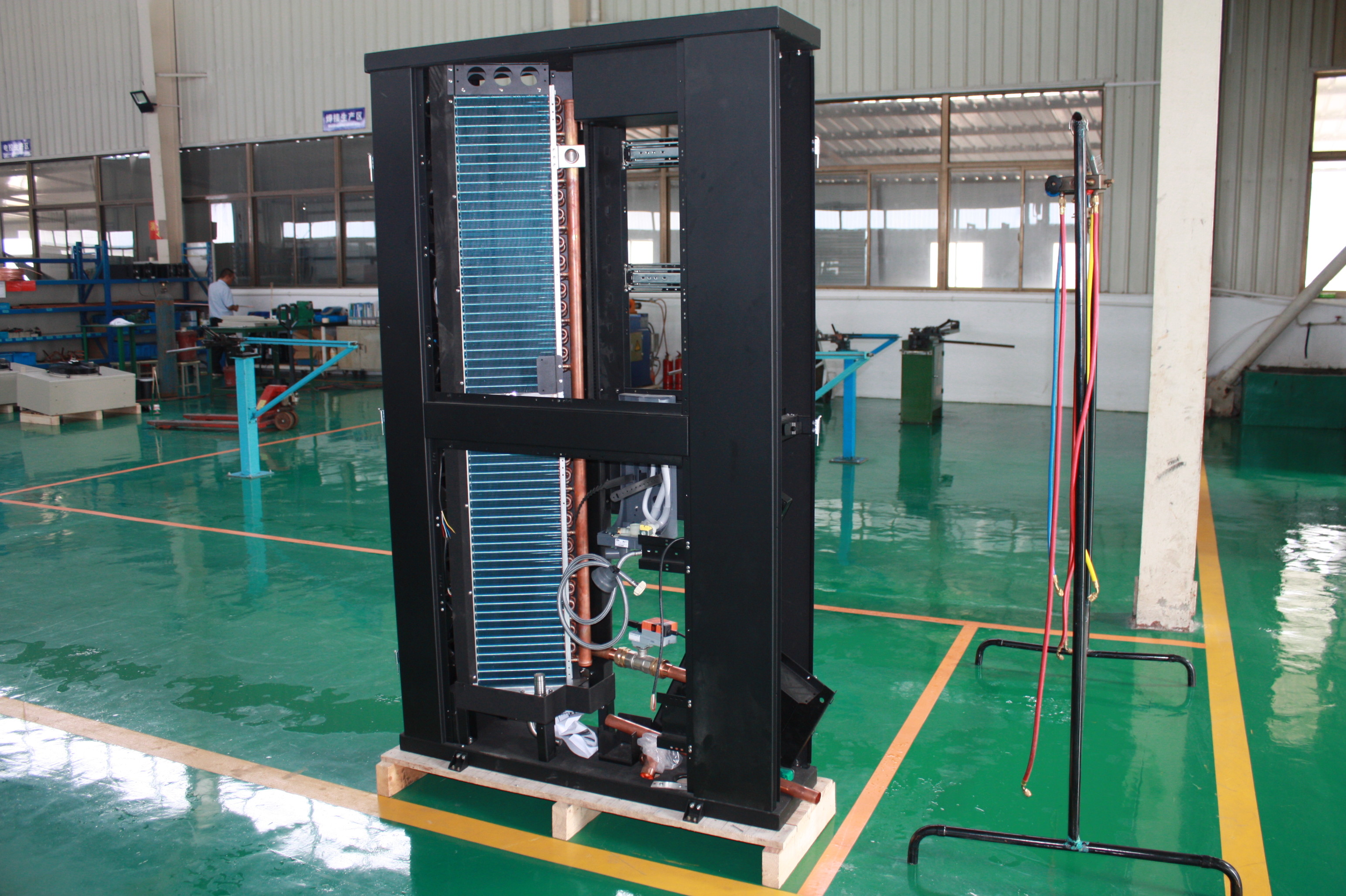 China R410A Inrow Cooling Unit For Modular Data Center Cooling wholesale