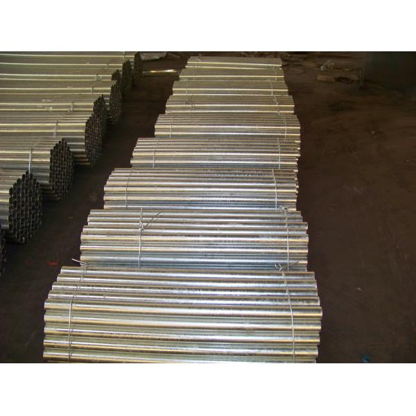 Round / Square Shape Metal Fence Posts Rust Resistant Convenient Installation