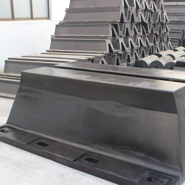 V Style Wharf Fender High Compression Strength UV Resistant Wear Resistant