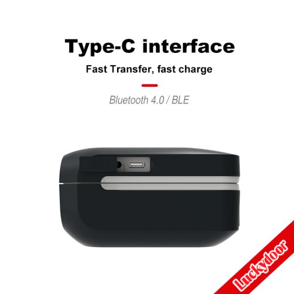 Type C USB 90mm/S 7.4V Portable Bluetooth Label Maker For Logistic