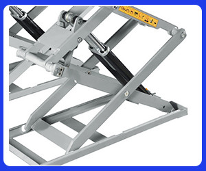 Car Maintenance Super Thin Small Scissors Lift With 4 Cylinders