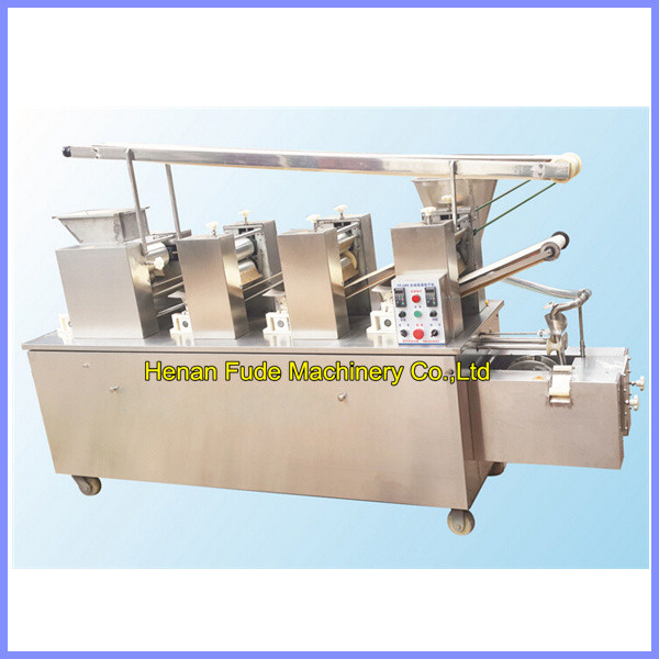China automatic dumpling making machine , frozen dumpling machine wholesale