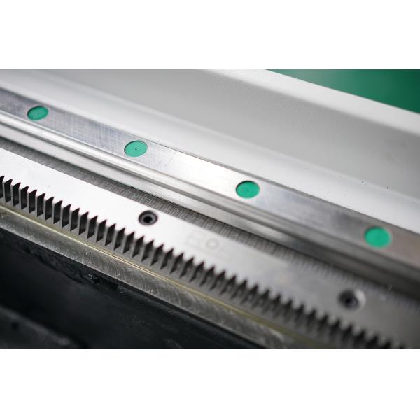 Raycus CNC Fiber Laser Cutting Machine 6000mm 3300w For Galvanized Steel Pipe