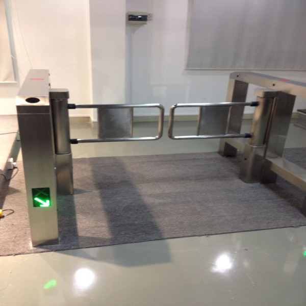 Pole Type Single Pedestrian Swing Barrier Gate With Emergency Interface