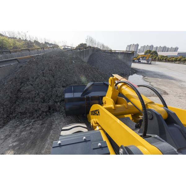SINOMACH Changlin ZL40H Wheeler Loader 132KW 4T 2.4M3 With Cummins Diesel Engine