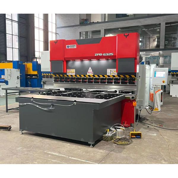 Batch Parts 63T2500MM Press Brake Machine CNC Press Bending Brakes With Feed Platform