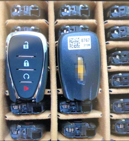 2018-2019 Chevrolet Auto Key Fob 4 Button FCC HYQ4AA Plastic Material