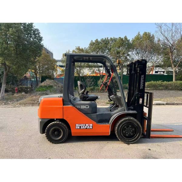 3 tons of second-hand Toyota diesel forklift, Toyota Forklift 8FD30