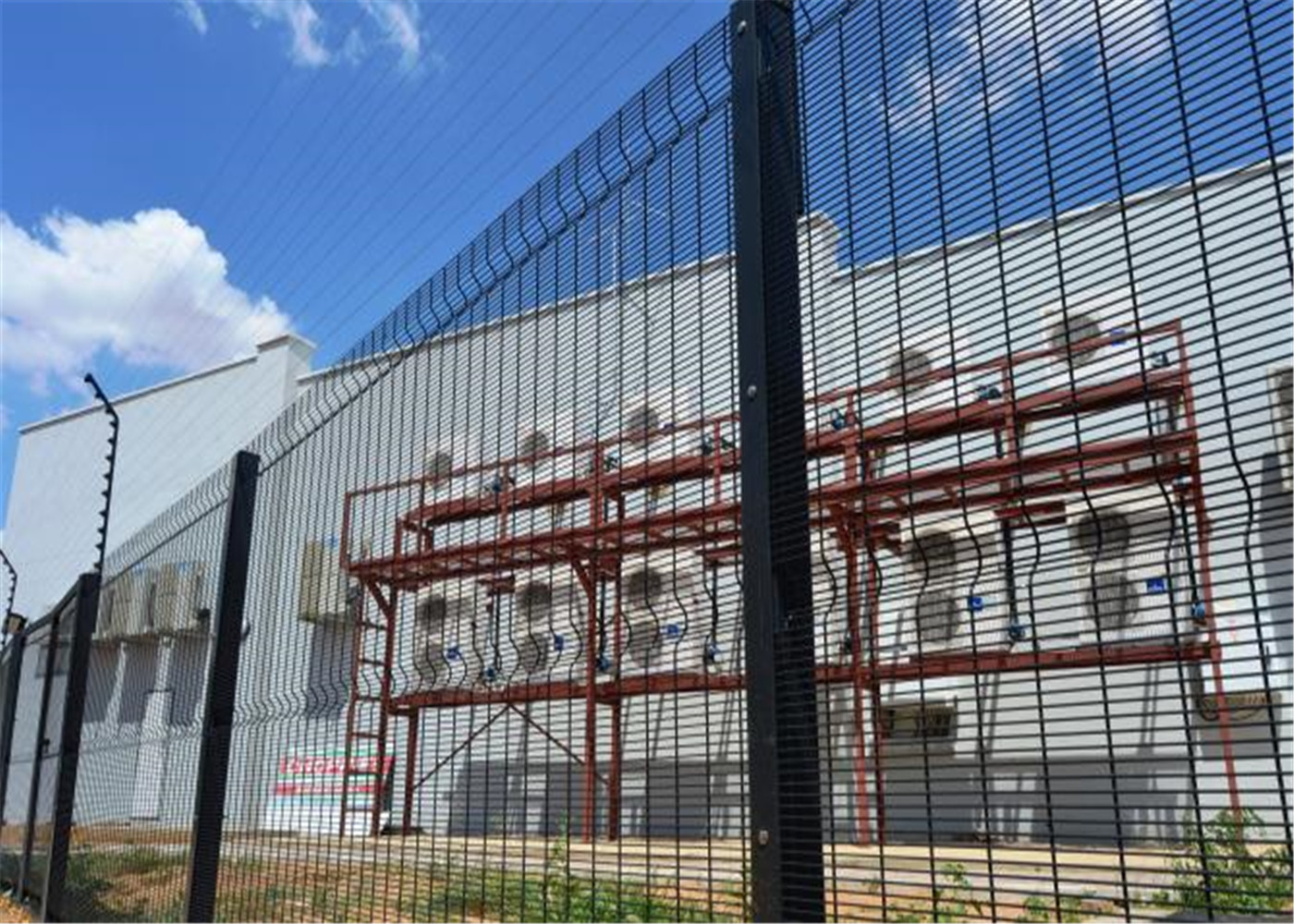 China Galvanized Anti Climb Metal 358 Security Wire Mesh Fence wholesale